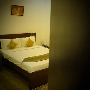 Dream In Hotel